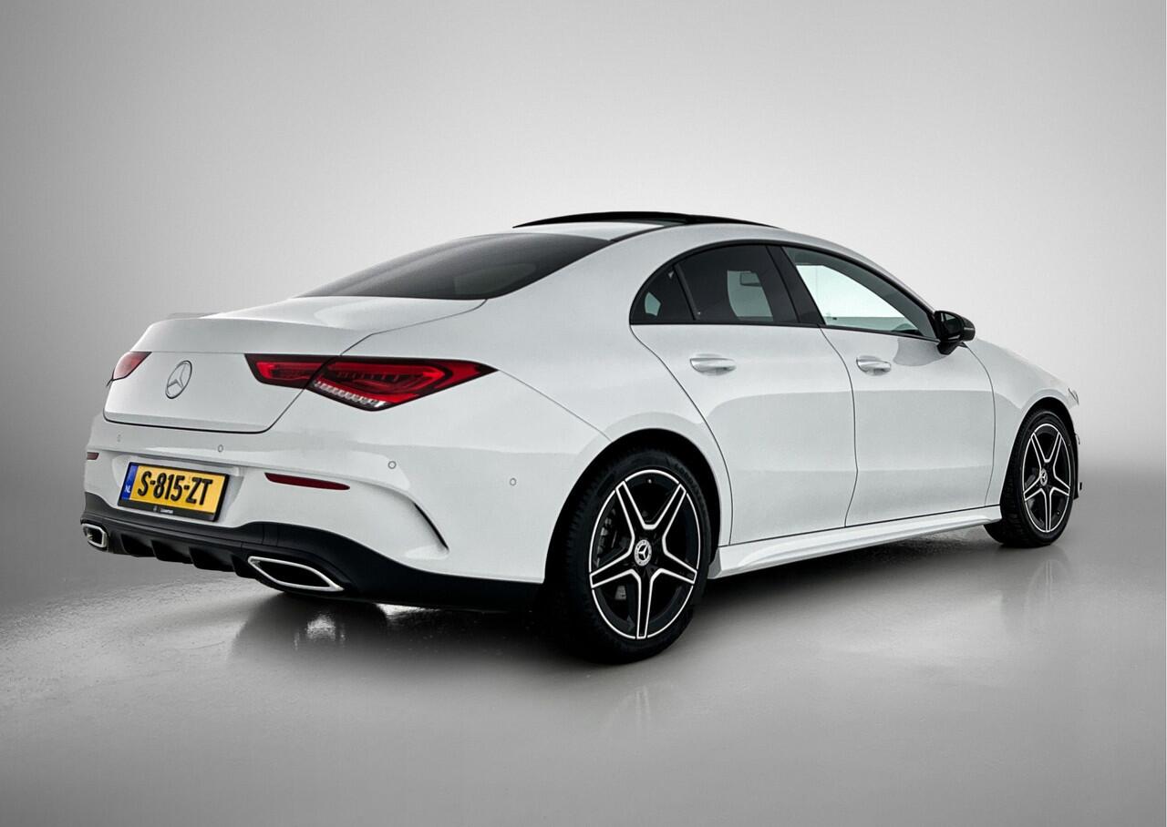Mercedes-Benz CLA-KLASSE 200 AMG-line | Night pakket | Panorama schuif/kanteldak | Sfeerverlichting | parkeerpakket + camera achter | Spiegelpakket | Stoelverwarming | KEYLESS GO-comfortpakket | Thermotronic Clima | Dodehoekassis Inclusief 24 maanden MB Certified garantie voor Eu
