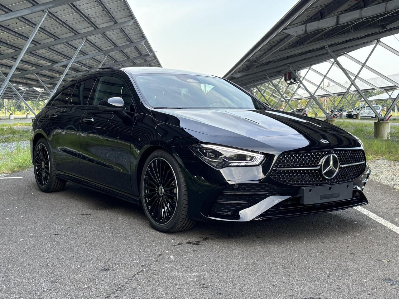 Mercedes-Benz CLA-KLASSE Shooting Brake 180 Business Solution AMG | Night | Panoramadak | AMG Line Plus | Head-up display | 360 camera | Sfeerverlichting |