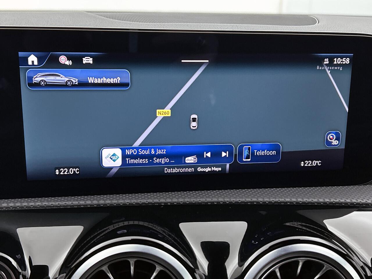 Mercedes-Benz CLA-KLASSE Shooting Brake 250 e AMG Plug-In Hybride AMG Line | Night Pakket | Trekhaak | Sfeerverlichting | Ledkoplampen | Achteruitrijcamera | KeyLess-Go. Inclusief 24 maanden MB Certified garantie voor Europa.