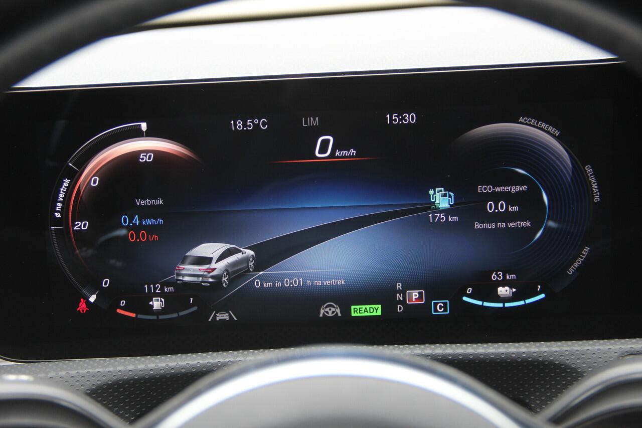 Mercedes-Benz CLA-KLASSE Shooting Brake 250e AMG Line Edition | Panoramadak | Distronic+ | Memory | Widescreen | 360 Camera | CarPlay | Keyless Go | Sfeerverlichting | Matrix LED | Stoelverw | Navi | Spooassistent | .....