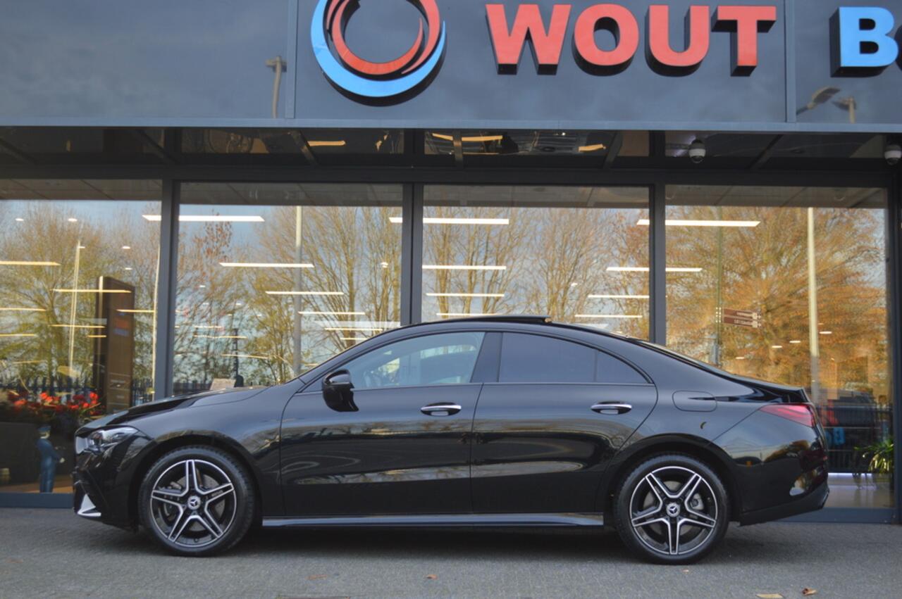 Mercedes-Benz CLA-KLASSE 250 e AMG Led Panorama Memory Distronic Camera 360 Head-Up Keyless Pdc