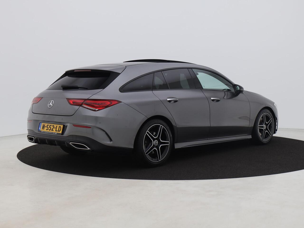 Mercedes-Benz CLA-KLASSE Shooting Brake 180 Business Solution AMG | PANO | MEMORY | SFEERVERLICHTING | CAMERA | STOELVERW.