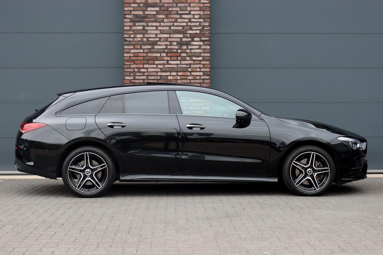 Mercedes-Benz CLA-KLASSE Shooting Brake 250 e AMG Line | Panoramadak | Distronic+ | Memory | HUD | Surround Camera | Keyless Go | Widescreen | Sfeerverlichting |