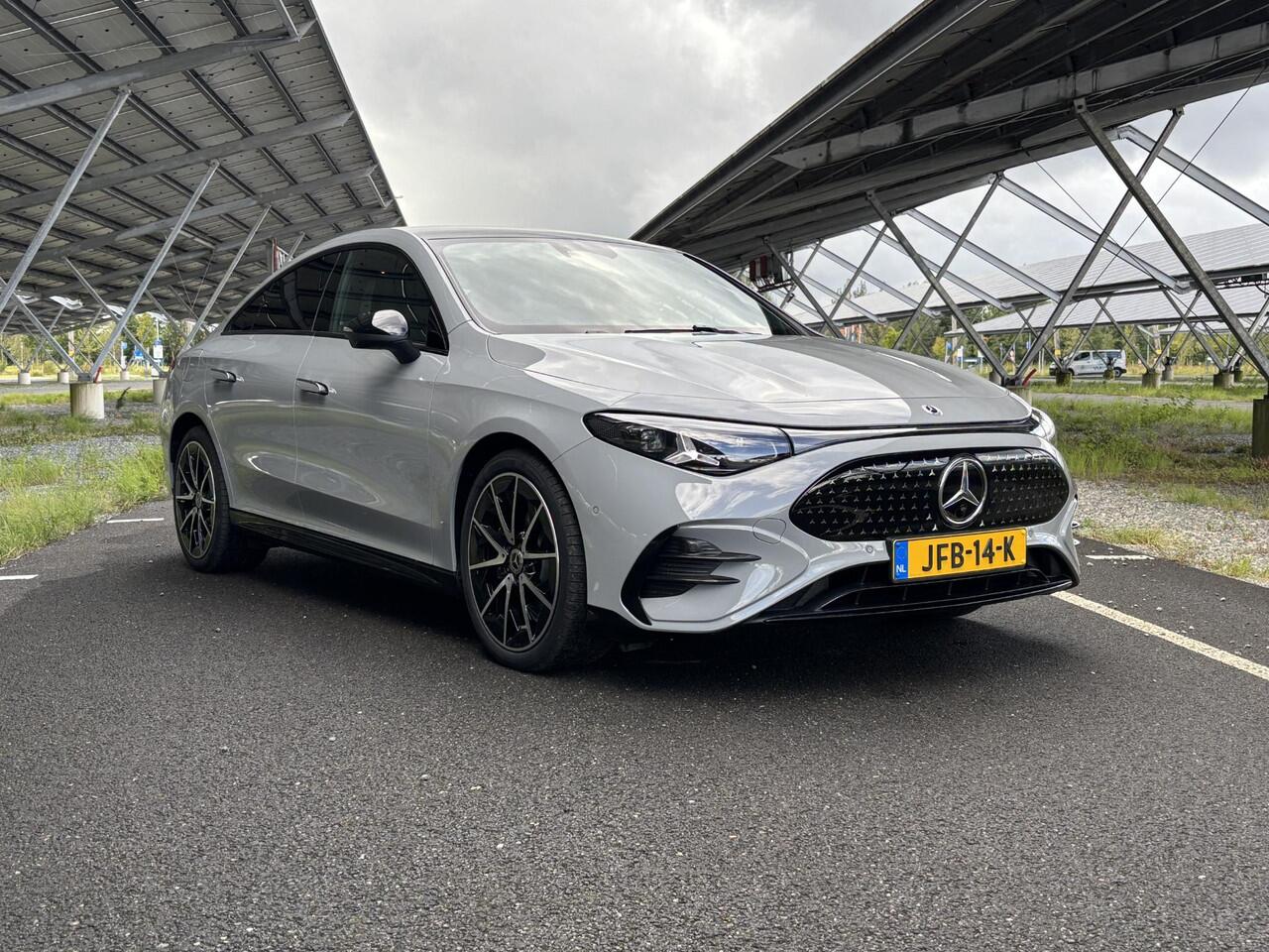 Mercedes-Benz CLA-KLASSE 250+ Launch Edition 85 kWh | Night | Panoramadak | DISTRONIC | Achteruitrijcamera | Dodehoekassistent | Trekhaak |