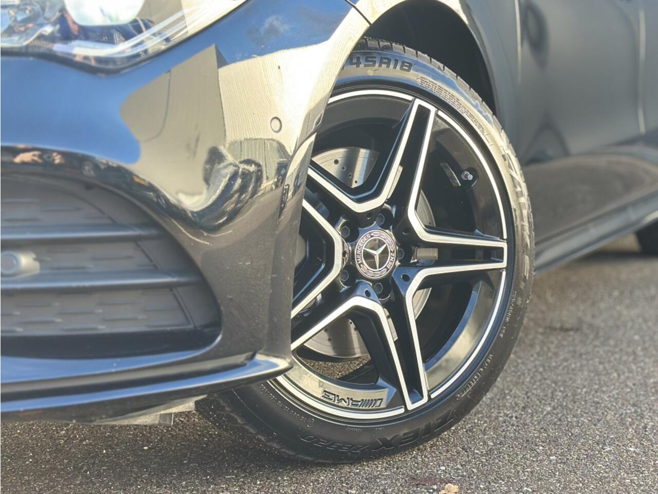 Mercedes-Benz CLA-KLASSE Shooting Brake 250 e AMG Line