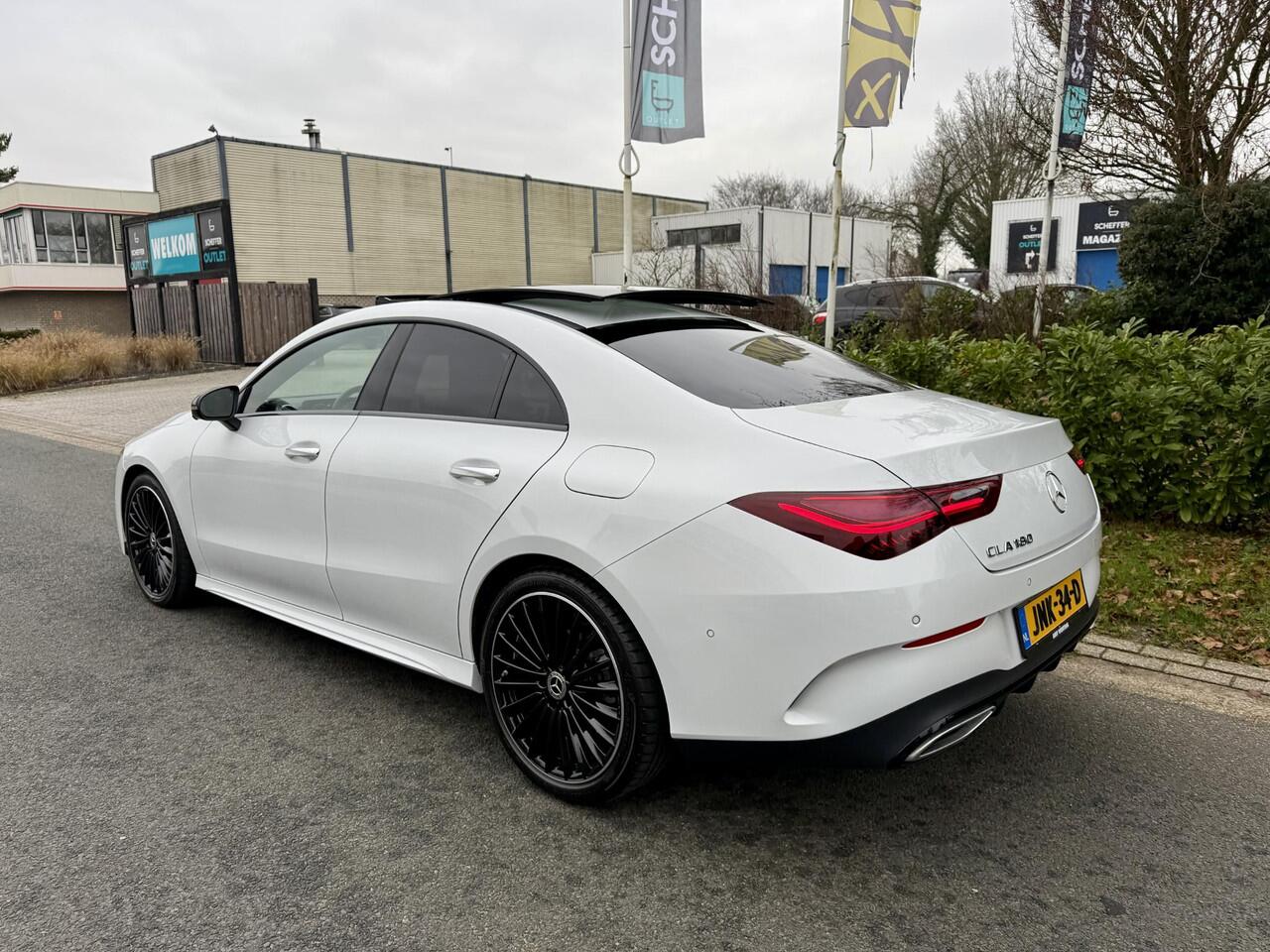 Mercedes-Benz CLA-KLASSE 180 AMG 136PK AUToPanooBurmesteroHeadup