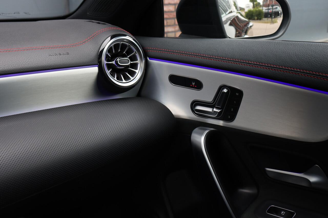 Mercedes-Benz CLA-KLASSE Shooting Brake 250 e AMG Line | Panoramadak | Distronic+ | Memory | HUD | Surround Camera | Keyless Go | Widescreen | Sfeerverlichting |