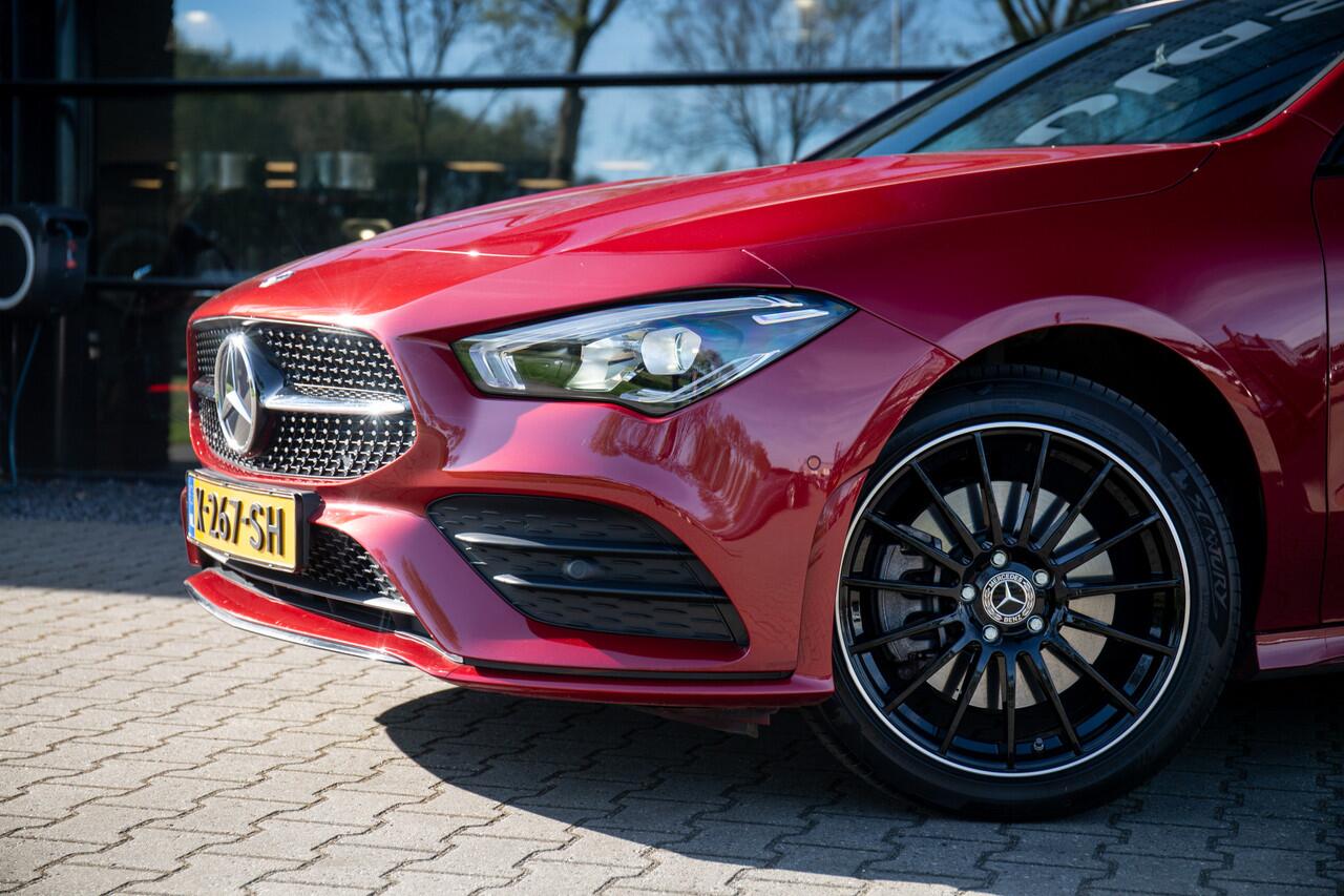 Mercedes-Benz CLA-KLASSE Shooting Brake 250 e AMG Line , Panorama dak, Camera, Sfeerverlichting,