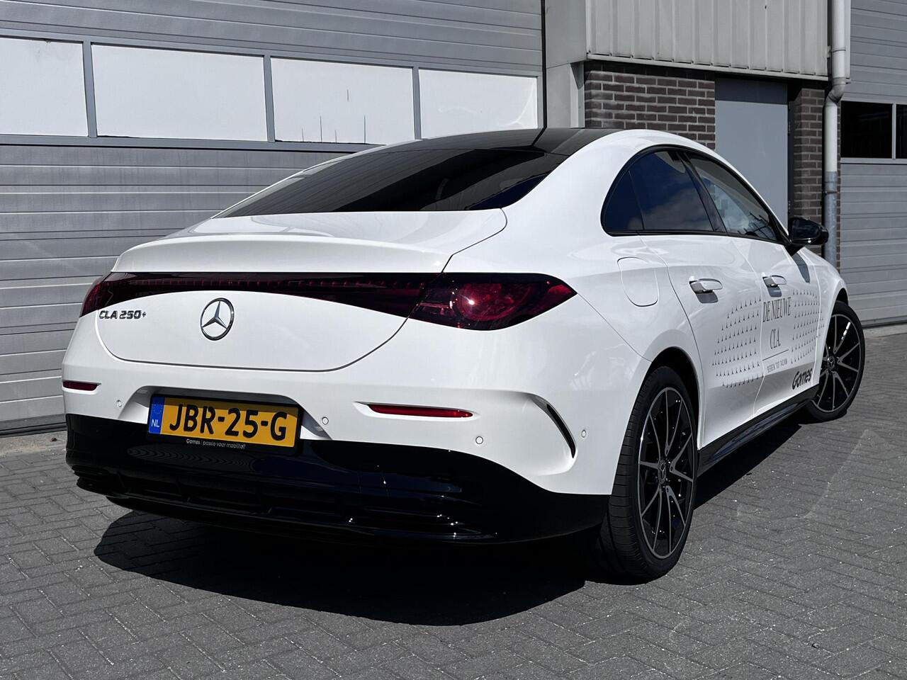 Mercedes-Benz CLA-KLASSE 250+ Launch Edition | AMG Line | Night Pakket | Panoramadak | MULTIBEAM LED Koplampen | DISTRONIC Afstandsassistent | Dodehoekassistent | Elektrisch Verstelbare Stoelen + Memory | Stoelverwarming | Sfeerverlichting