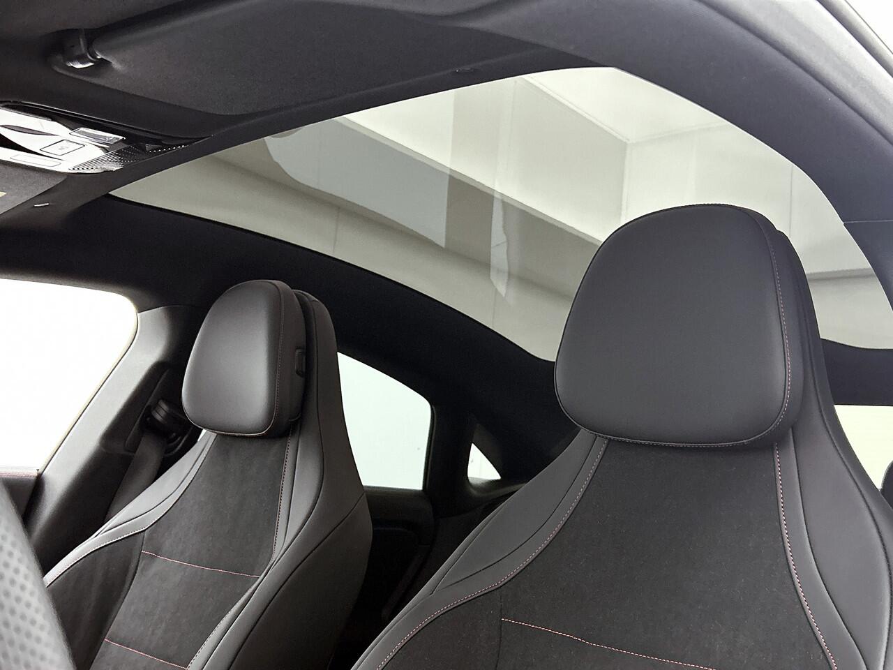 Mercedes-Benz CLA-KLASSE 250+ Launch Edition 85 kWh | Nightpakket | Warmtepomp | Memorypakket | 19 inch AMG-velgen | Smartphone integratiepakket | Multibeam LED | Sierdelen aluminium | Antidiefstal pakket URBAN GUARD |