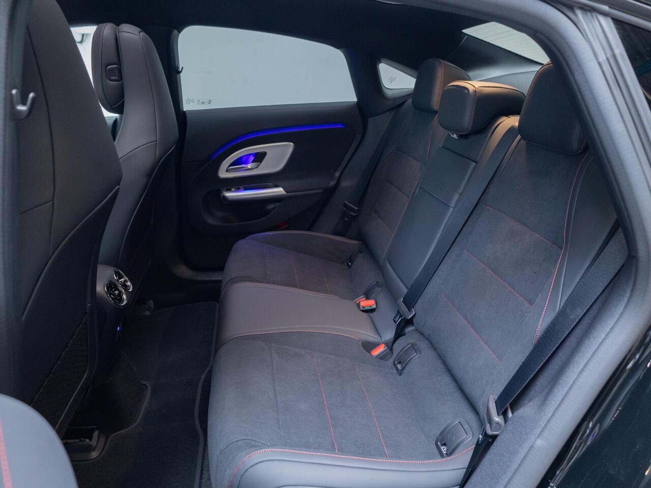 Mercedes-Benz CLA-KLASSE Coupé 250+ Launch Edition 85 kWh Trekhaak