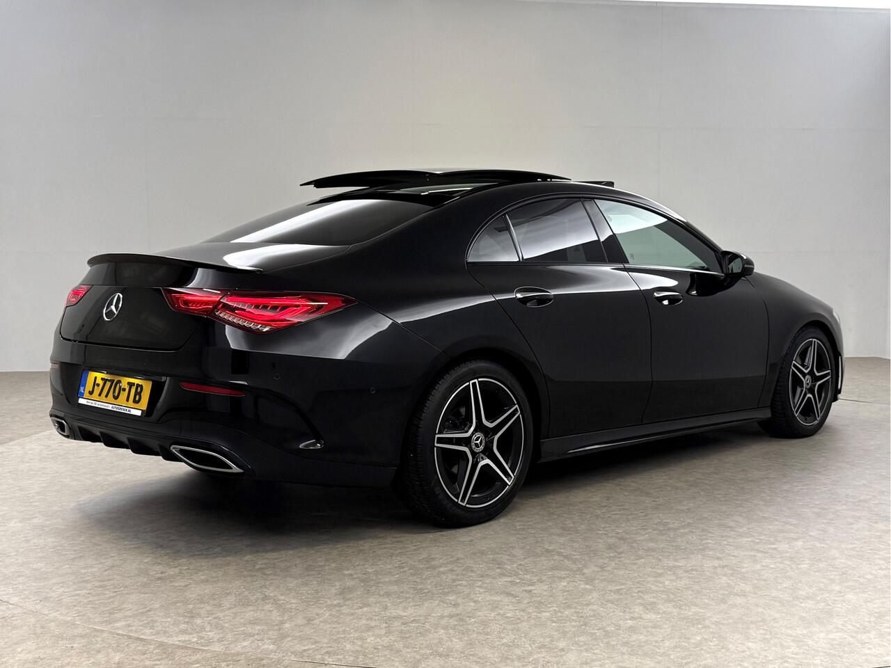 Mercedes-Benz CLA-KLASSE 180 AMG | Pano | Sfeerverl. | Memory | Burmester | Virtual | Carplay | Camera | Adap. Cruise | NAP