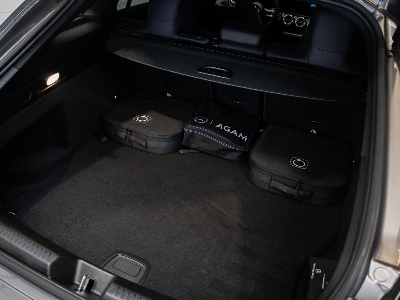 Mercedes-Benz CLA-KLASSE Shooting Brake 250 e Star Edition AMG Line