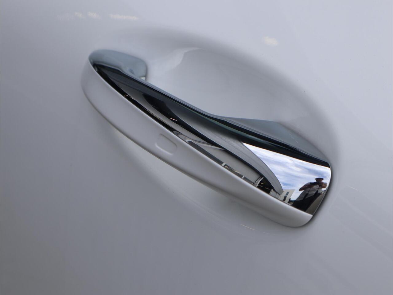 Mercedes-Benz CLA-KLASSE 180 Business Solution AMG