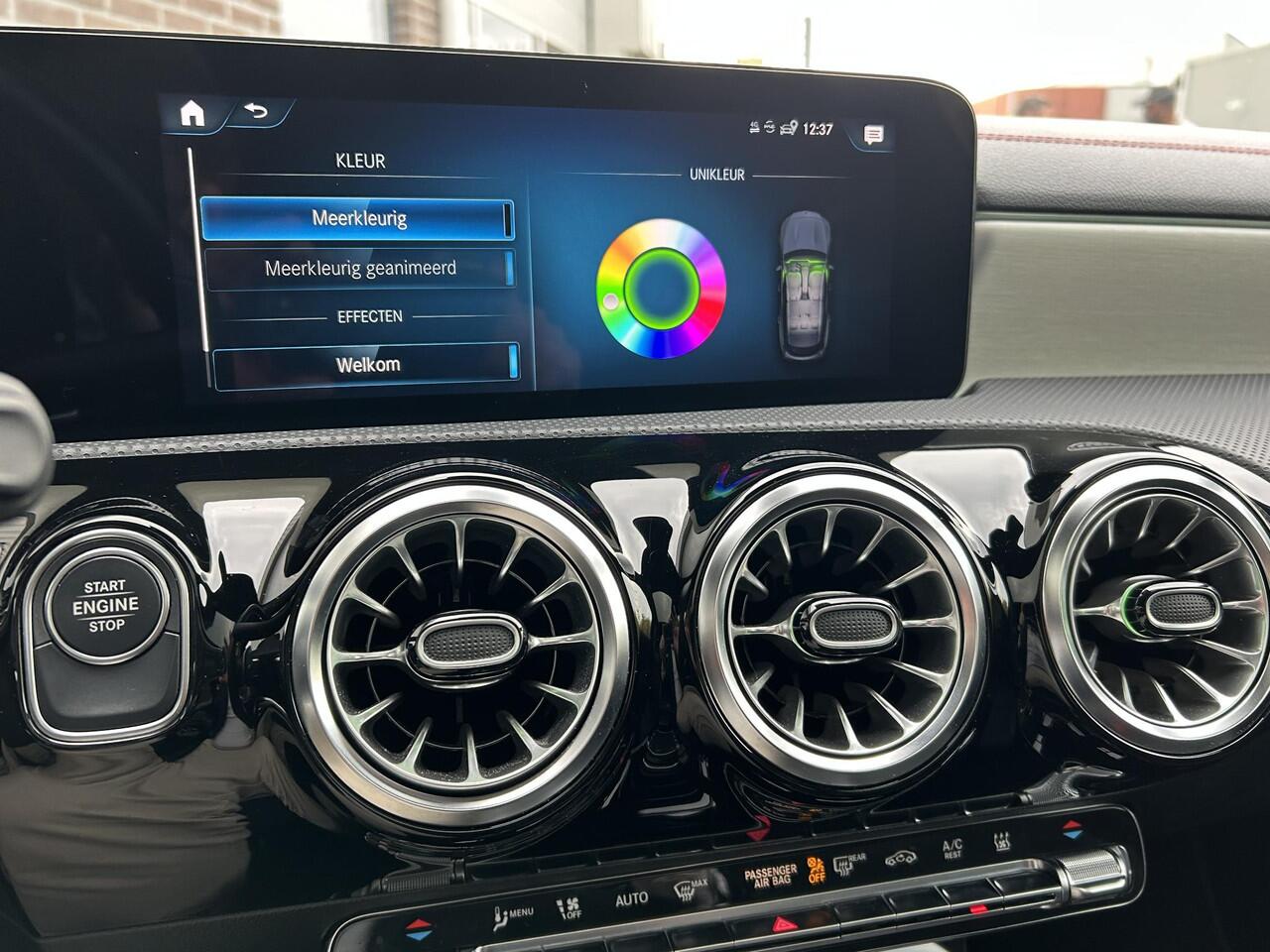 Mercedes-Benz CLA-KLASSE Shooting Brake 250 e AMG Line | Panoramadak | Nightpakket |