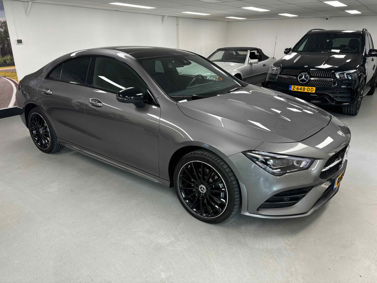 Mercedes-Benz CLA-KLASSE 250 e AMG Panorama Memory Sfeerverl. Keyless go Trekhaak 19" AMG