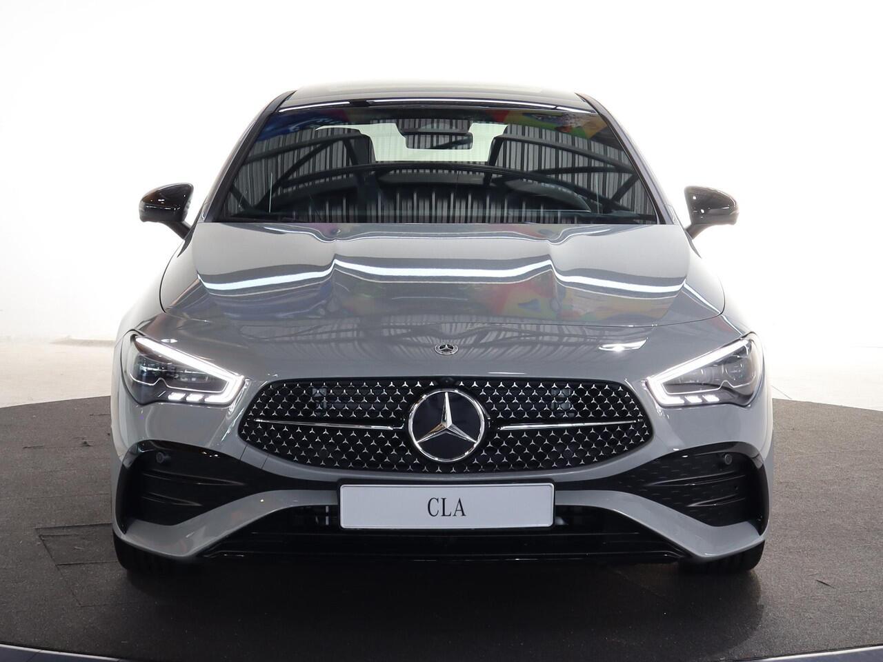 Mercedes-Benz CLA-KLASSE 180 Business Solution AMG | AMG Line Plus | Nightpakket | Head-up display | 360° camera | Techniekpakket | 19 inch AMG Velgen |
