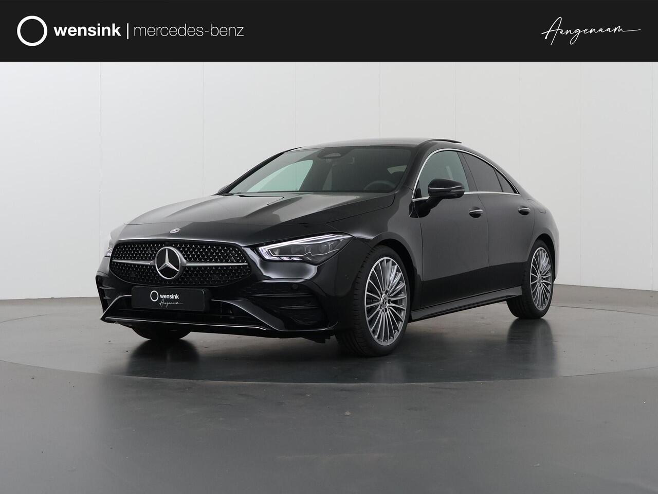 Mercedes-Benz CLA-KLASSE 180 Business Solution AMG | Panoramadak | Burmester Sound System | Rijassistentie Pakket | Sfeerverlichting | 360 Graden Camera |