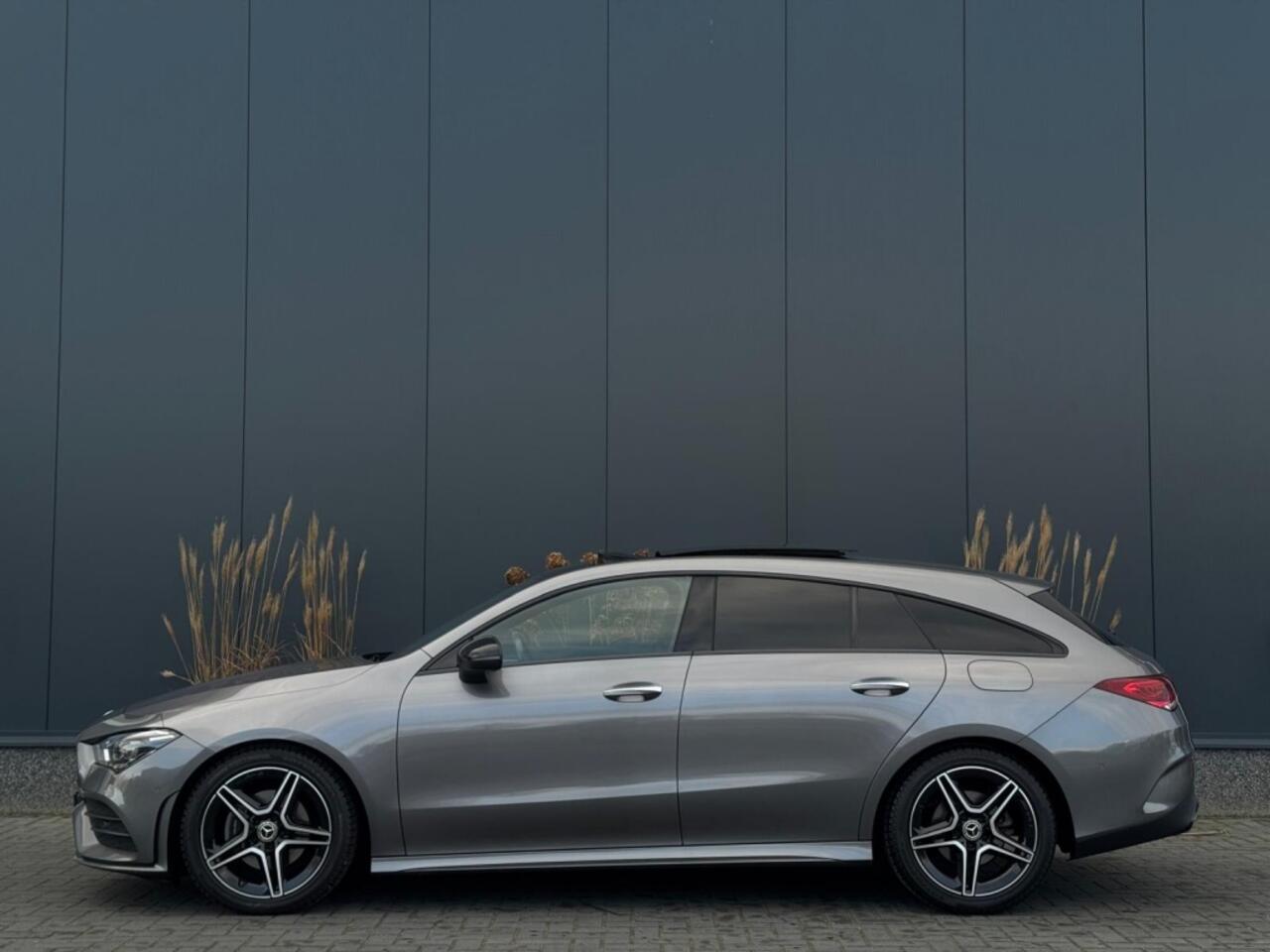 Mercedes-Benz CLA-KLASSE Shooting Brake 180 Bns Sol. AMG FULL PANO SFEER NAVI CAMERA