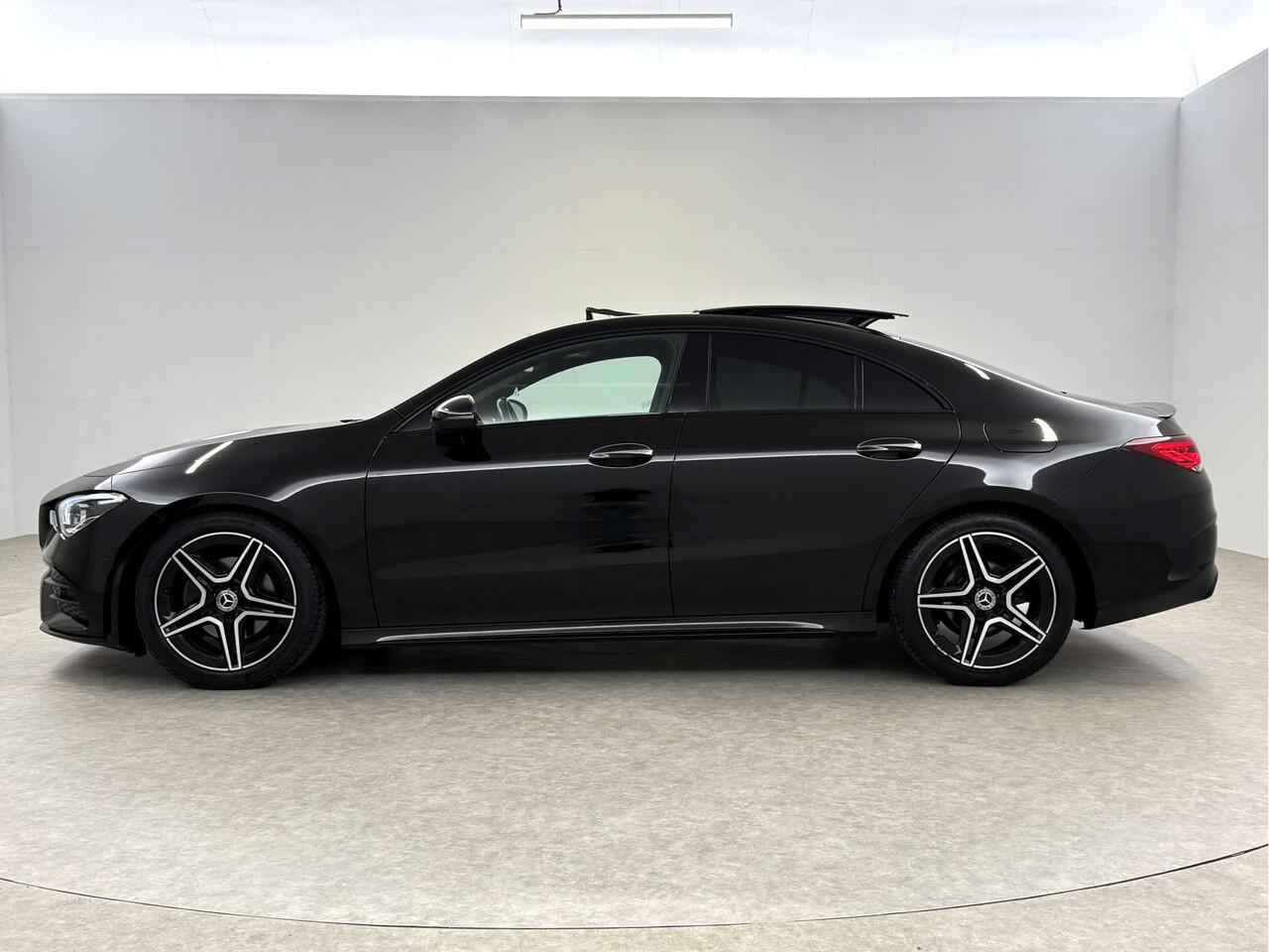 Mercedes-Benz CLA-KLASSE 180 AMG | Pano | Sfeerverl. | Memory | Burmester | Virtual | Carplay | Camera | Adap. Cruise | NAP