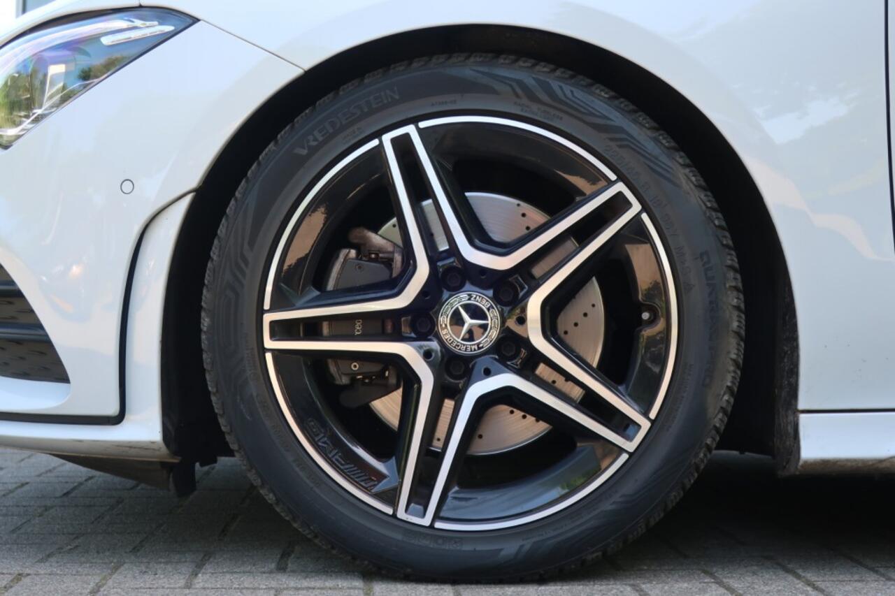 Mercedes-Benz CLA-KLASSE CLA200 AMG LINE, Apple Carplay/ Android Auto, Clima, LED, etc.