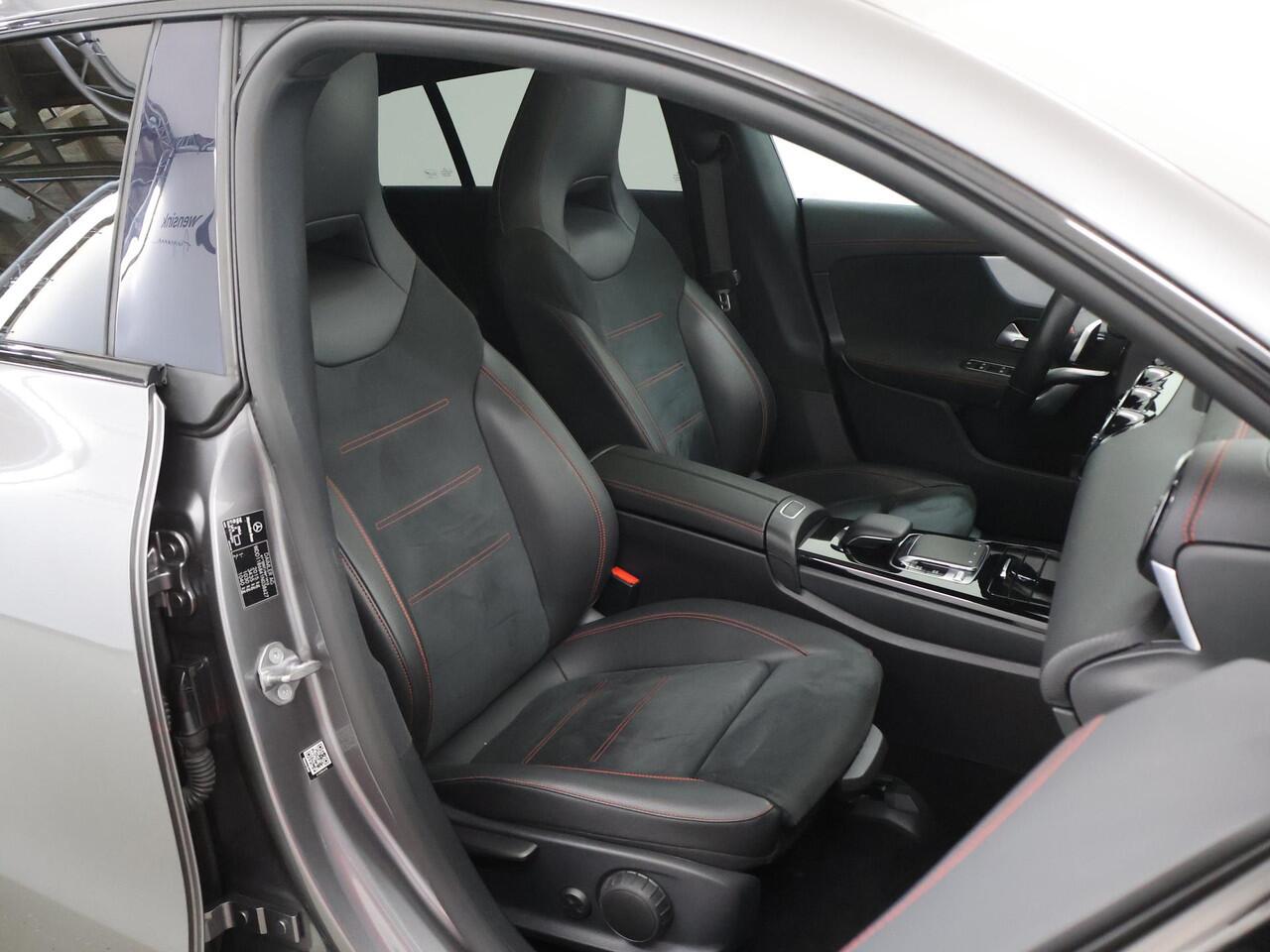 Mercedes-Benz CLA-KLASSE Shooting Brake 180 Advantage | AMG | Night | Panoramadak | Widescreen | Stoelverwarming |