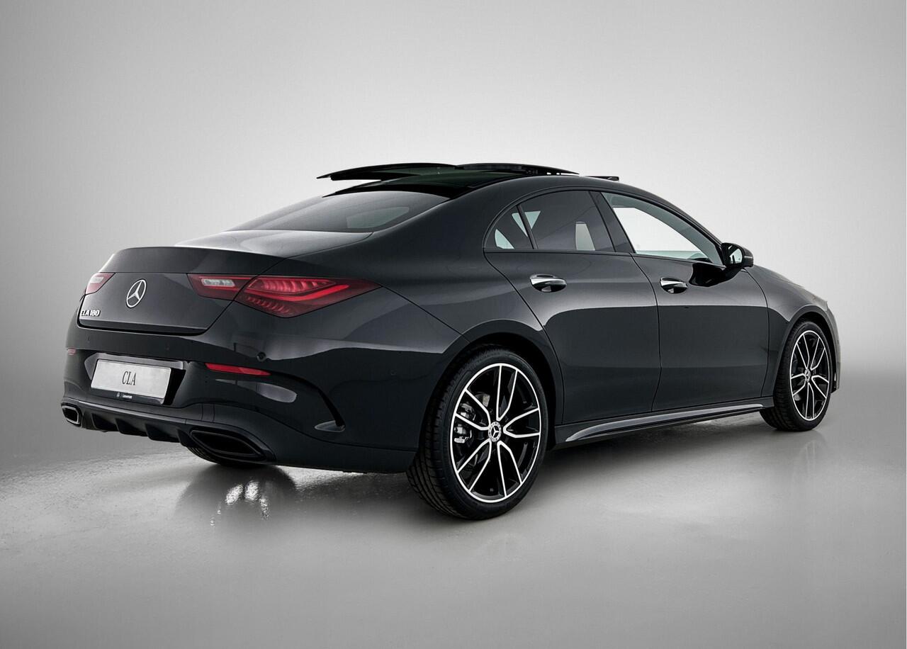 Mercedes-Benz CLA-KLASSE 180 Business Solution AMG | AMG Line Plus pakket | Smartphone integratie | Panoramaschuifdak | 360° camera | Advanced sound system | Head-up display | 19 inch AMG velgen |
