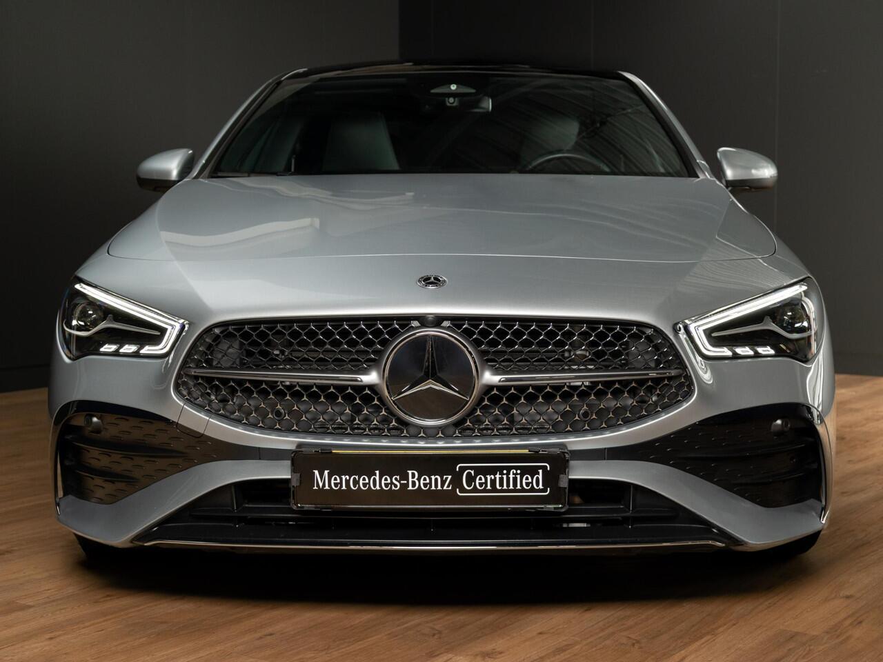 Mercedes-Benz CLA-KLASSE Coupé 180 Star Edition AMG Line Panorama dak