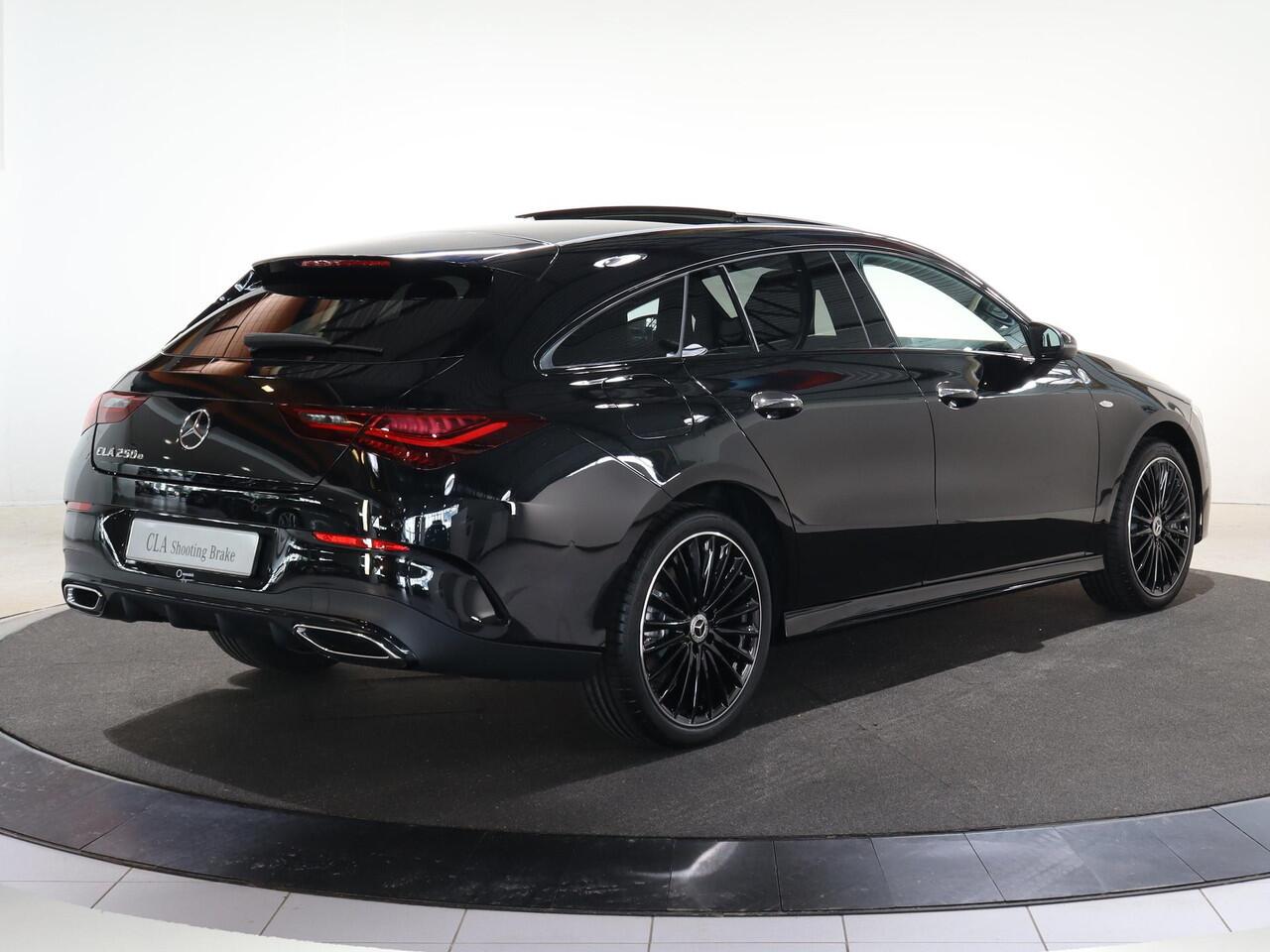 Mercedes-Benz CLA-KLASSE Shooting Brake 250e Business Solution AMG | Panoramaschuifdak | Nightpakket | 19 inch AMG-Velgen