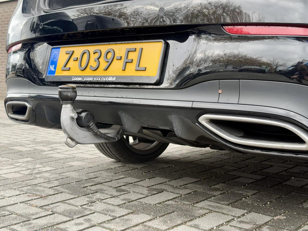 Mercedes-Benz CLA-KLASSE Shooting Brake 250 e AMG Line | Premium | Nightpakket | Panoramadak | Achteruitrijcamera | Sfeerverlichting | Stoelverwarming | Trekhaak