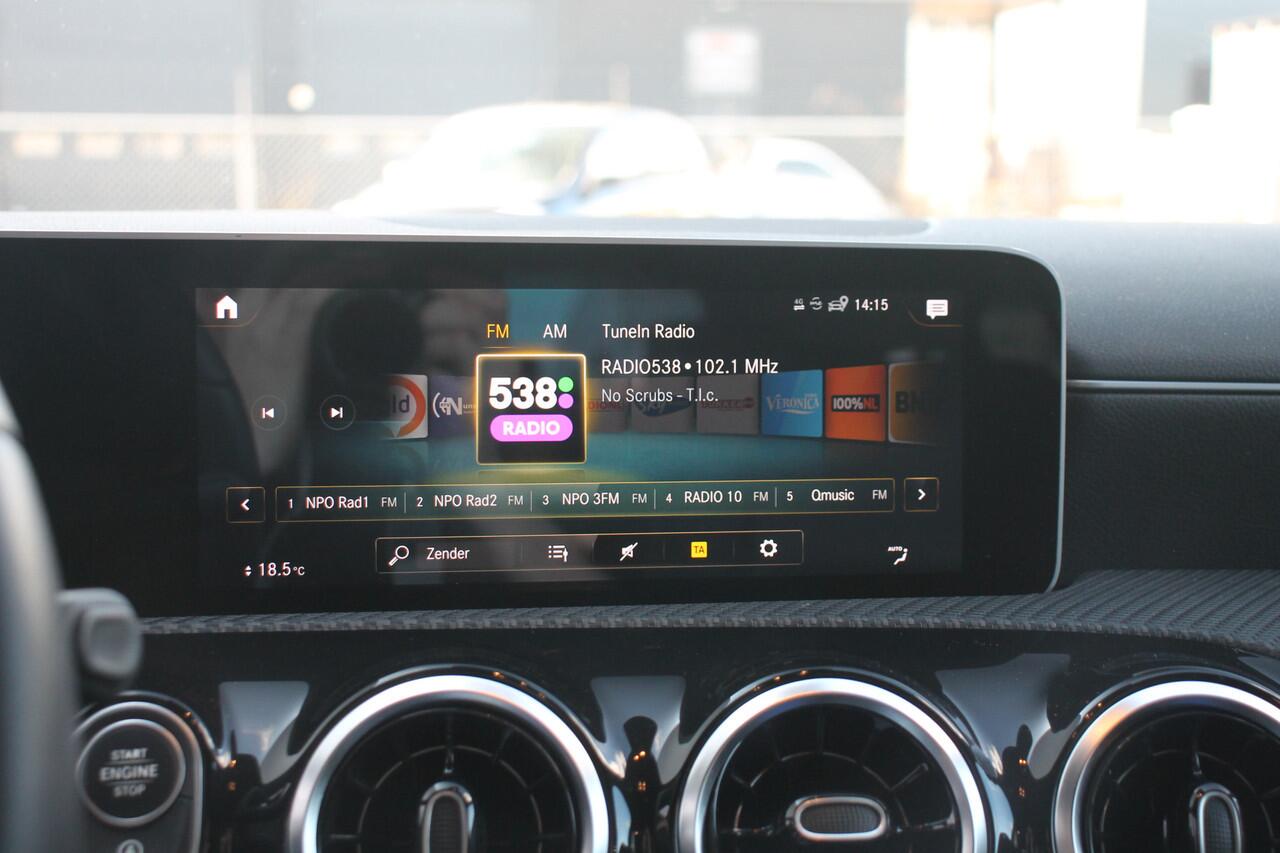 Mercedes-Benz CLA-KLASSE Shooting Brake 180 Advantage ? Camera ? Zwarte Hemel ? Rijklaar ? 1 Jaar Bovag Garantie ?