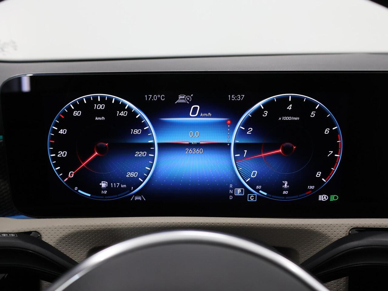 Mercedes-Benz CLA-KLASSE Shooting Brake 180 Luxury Line | Stoelverwarming | Premium Pack | Distronic | Multibeam | Achteruitrijcamera |