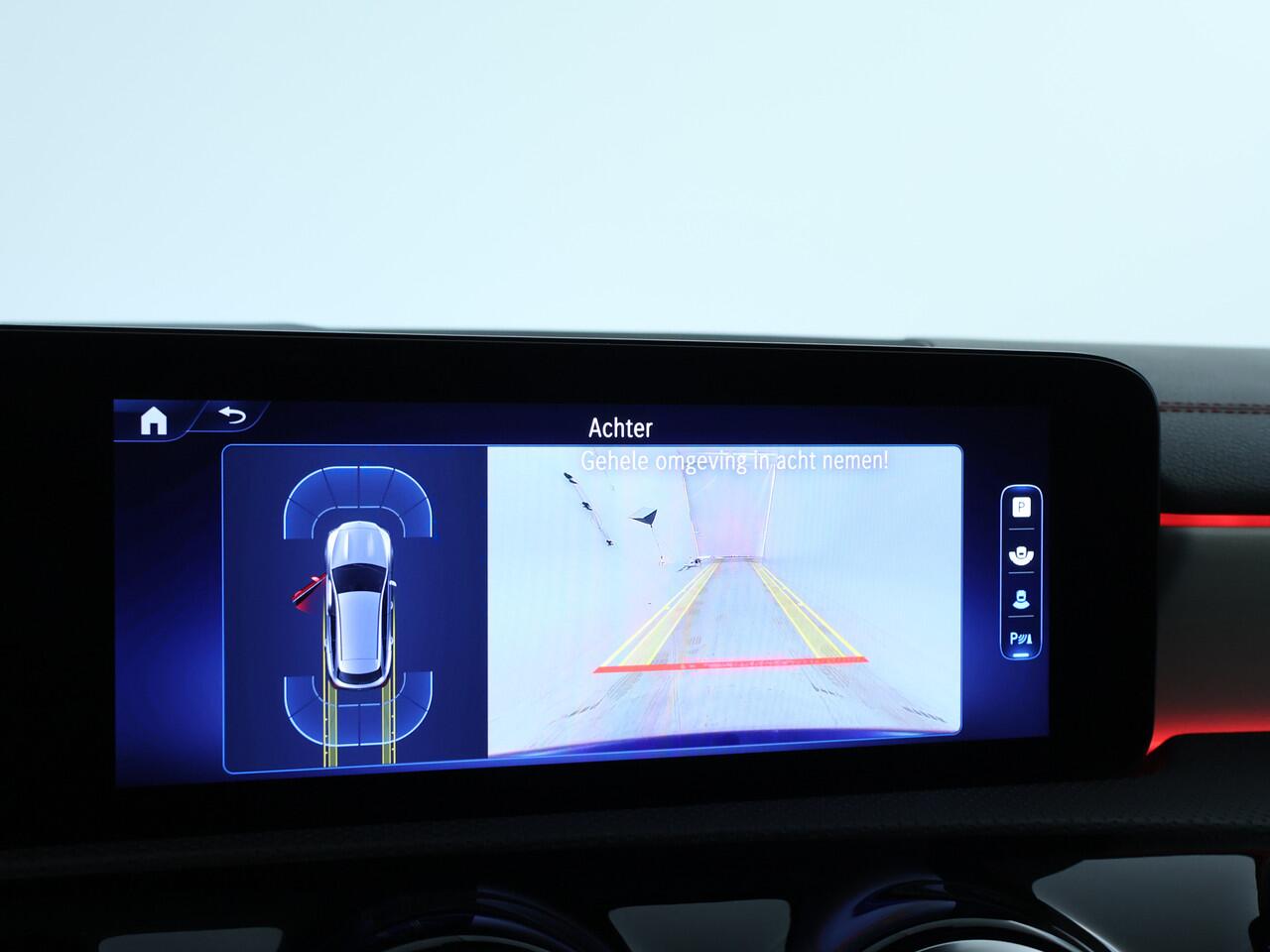 Mercedes-Benz CLA-KLASSE Shooting Brake 180 AMG Line | Nightpakket | Premium Pack | Parkeerpakket met achteruitrijcamera | EASY PACK achterklep | Inclusief 24 maanden MB Certified garantie voor Europa.|