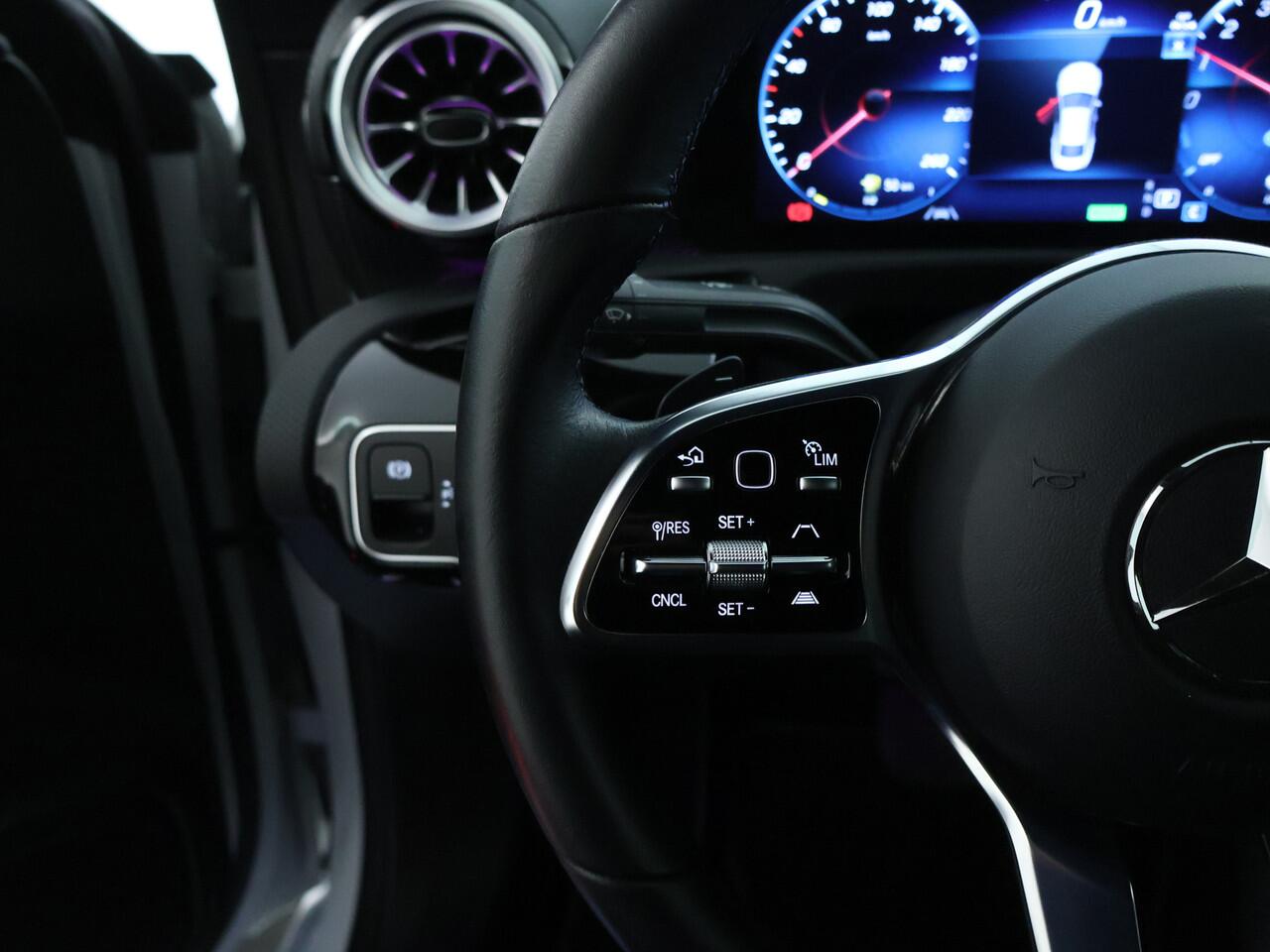 Mercedes-Benz CLA-KLASSE 250 e Plug-In Hybride Elektrische achterklep | Smartphone integratie | Keyless Go | Inclusief 24 maanden MB Certified garantie voor Europa.