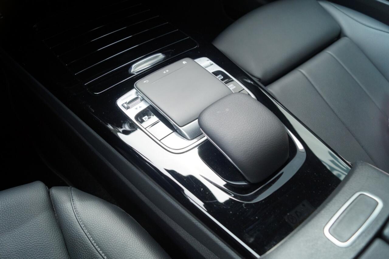 Mercedes-Benz CLA-KLASSE Shooting Brake 200 163pk Business Solution Pro -LEER-