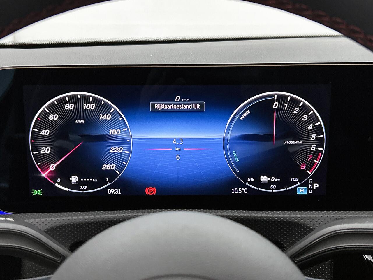 Mercedes-Benz CLA-KLASSE Shooting Brake 250 e Business Solution AMG | Nightpakket | Dodehoekassistent | Panoramaschuifdak | Multibeam LED | EASY PACK achterklep | Sfeerverlichting | Smartphone integratie | KEYLESS-GO comfortpakket |