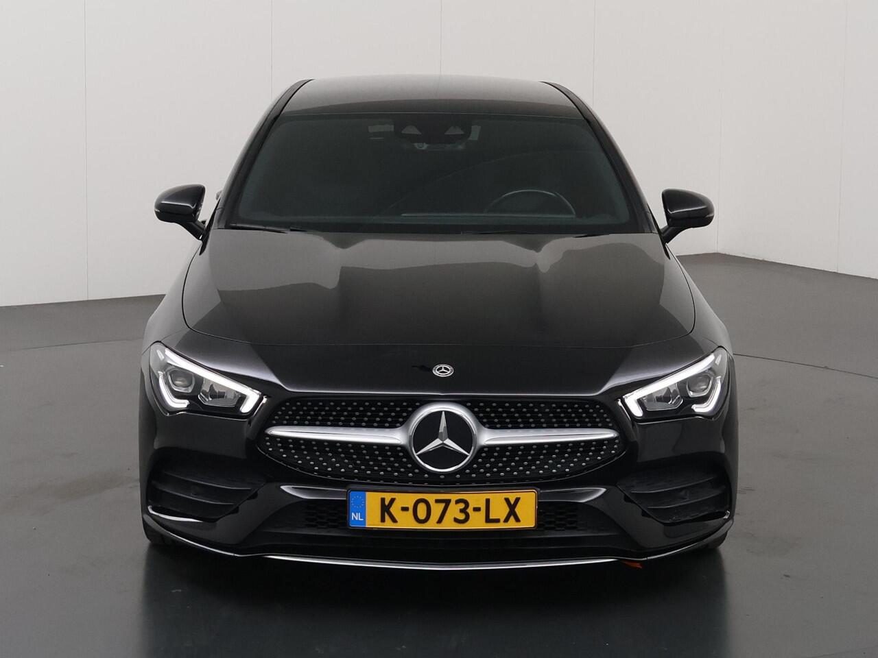 Mercedes-Benz CLA-KLASSE Shooting Brake 220 Advantage | AMG | Widescreen | Achteruitrijcamera | Apple Carplay |