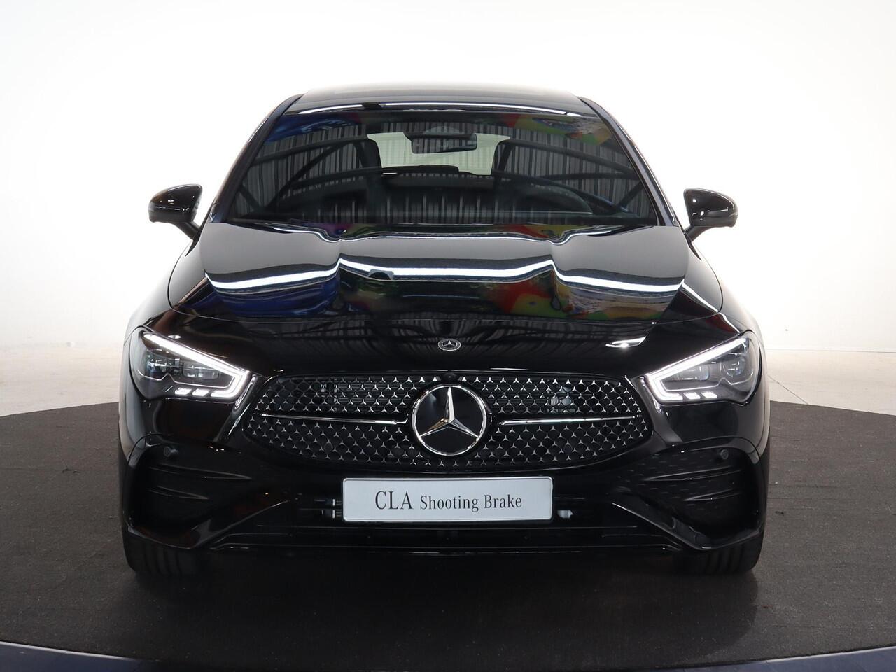 Mercedes-Benz CLA-KLASSE Shooting Brake 250e Business Solution AMG | Panoramaschuifdak | Head-up display | 360° camera | Dodehoekassistent |