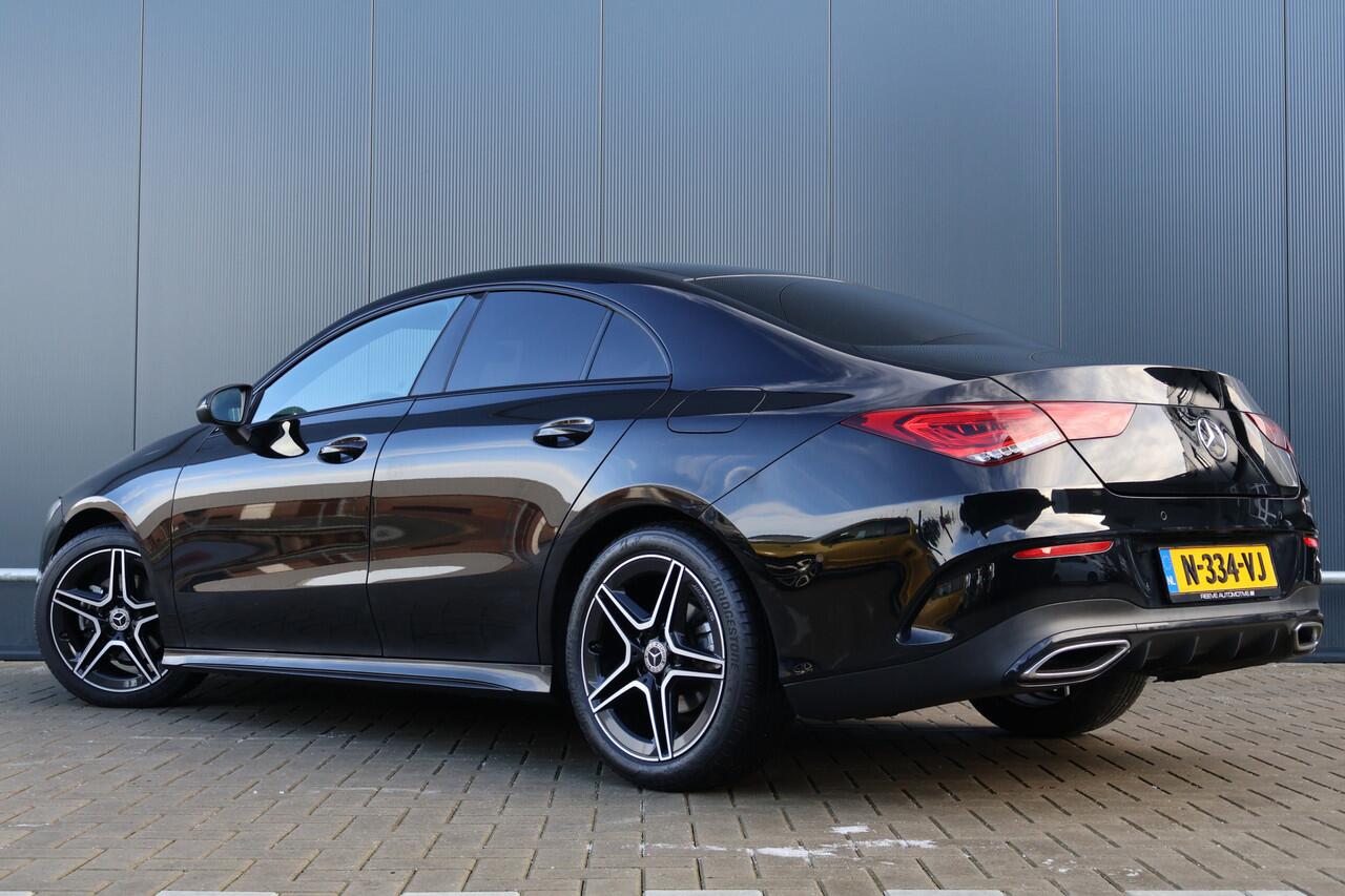 Mercedes-Benz CLA-KLASSE 180 AMG Business Solution | Stoelverwarming | Camera | Wide Screen Cockpit | Sfeerverlichting | Leer / Alcantara