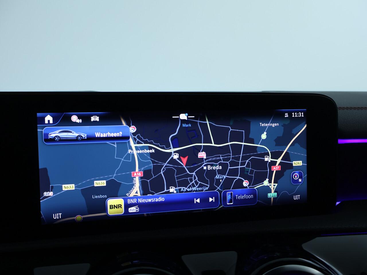 Mercedes-Benz CLA-KLASSE 250 e Star Edition AMG Line | Keyless GO | Sfeerverlichting | Dode Hoek Ass | Stoelverwarming | Parkeerpakket met Camera | Car Play | Inclusief 24 maanden Mercedes-Benz Certified garantie voor Europa.