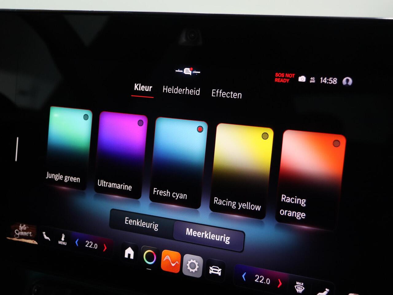 Mercedes-Benz CLA-KLASSE 250+ Launch Edition 85 kWh | AMG | Night | Panoramadak | 19" lichtmetalen velgen | Sfeerverlichting |