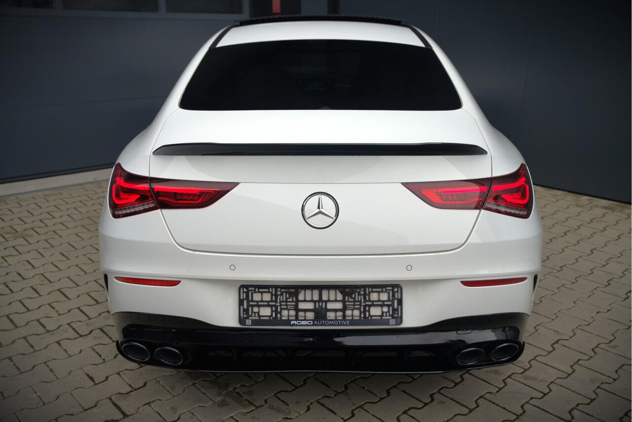 Mercedes-Benz CLA-KLASSE 200 Business Solution AMG | Panoramadak | Stoelverwarming | Keyless | Memory Seats | Cruise Control | Ambiance verlichting | Camera | Parkeersensoren |