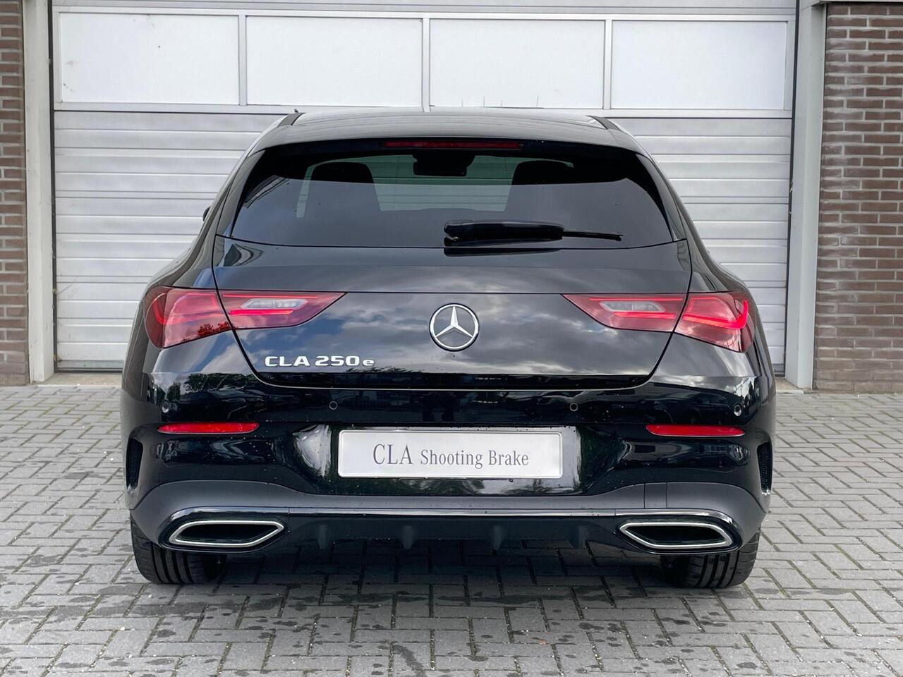 Mercedes-Benz CLA-KLASSE Shooting Brake 250 e AMG Line | Premium Pakket | Night Pakket | Panoramadak | MULTIBEAM LED Koplampen | Dodehoekassistent | Advanced Sound System | Sfeerverlichting