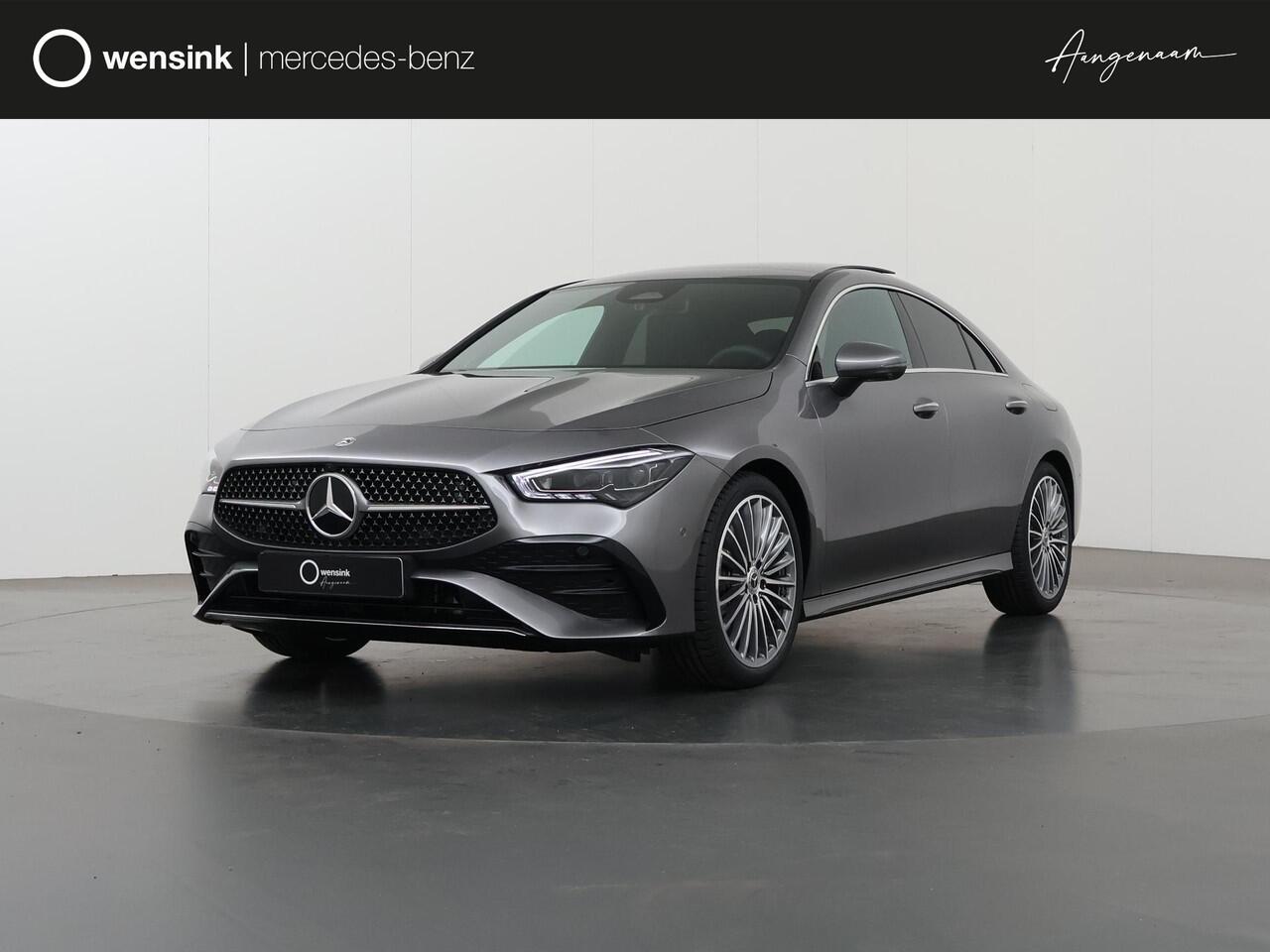Mercedes-Benz CLA-KLASSE 180 Business Solution AMG | Rijassistentie pakket plus | Winter pakket | Burmester | Panoramaschuifdak | Techniek pakket | Trekhaak | Head-Up Display |