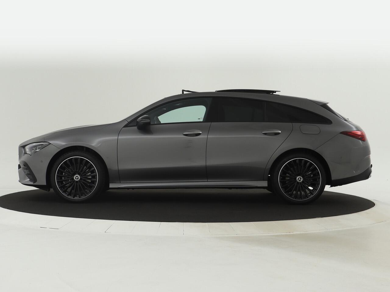 Mercedes-Benz CLA-KLASSE Shooting Brake 250 e Star Edition AMG Line | Trekhaak | Nightpakket | Antidiefstalpakket GUARD 360° Plus | 360°-camera | 19 inch Multispaaks AMG velgen | Head-up display | KEYLESS GO-comfortpakket | Smartphone integratie |