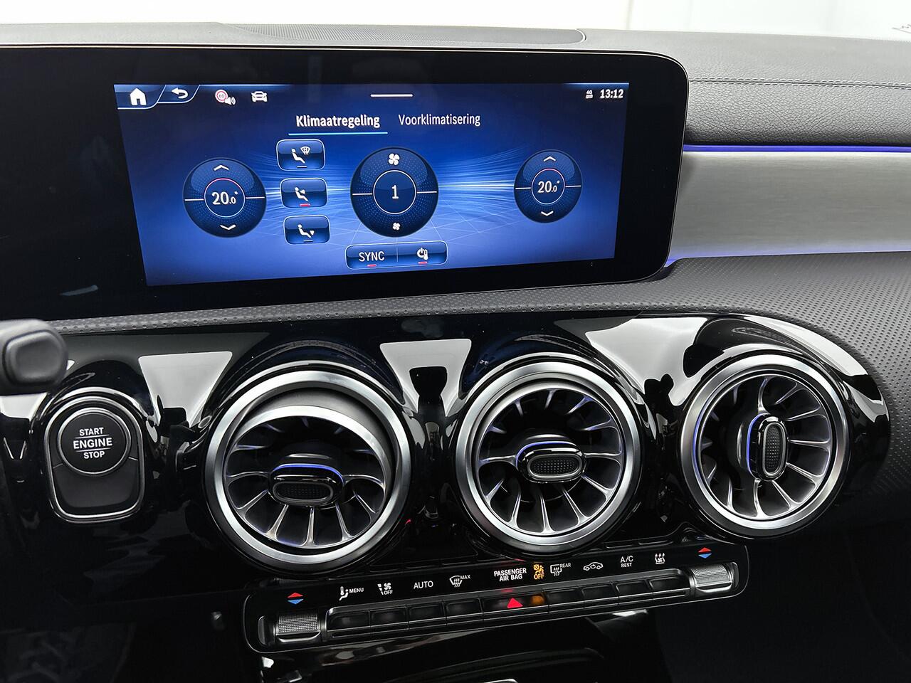 Mercedes-Benz CLA-KLASSE Shooting Brake 250 e Business Solution AMG | AMG Line Plus pakket | Trekhaak | Antidiefstalpakket GUARD 360° Plus | Smartphone-integratie | Nightpakket | 19" AMG velgen | Head-up display |