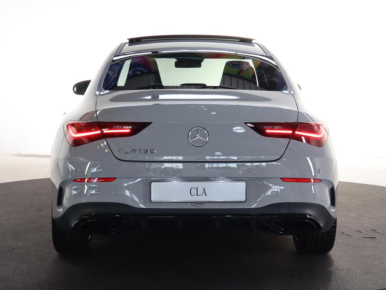 Mercedes-Benz CLA-KLASSE 180 Business Solution AMG | AMG Line Plus | Nightpakket | Head-up display | 360° camera | Techniekpakket | 19 inch AMG Velgen |