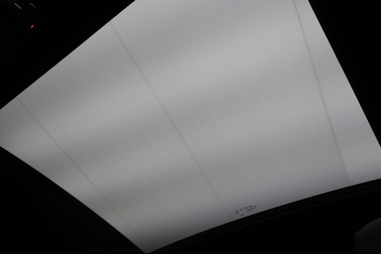 Mercedes-Benz CLA-KLASSE 250 e Business Solution AMG Limited Panoramadak, Memory, Matrix LED, Sfeerverlichting, Apple Carplay, DAB