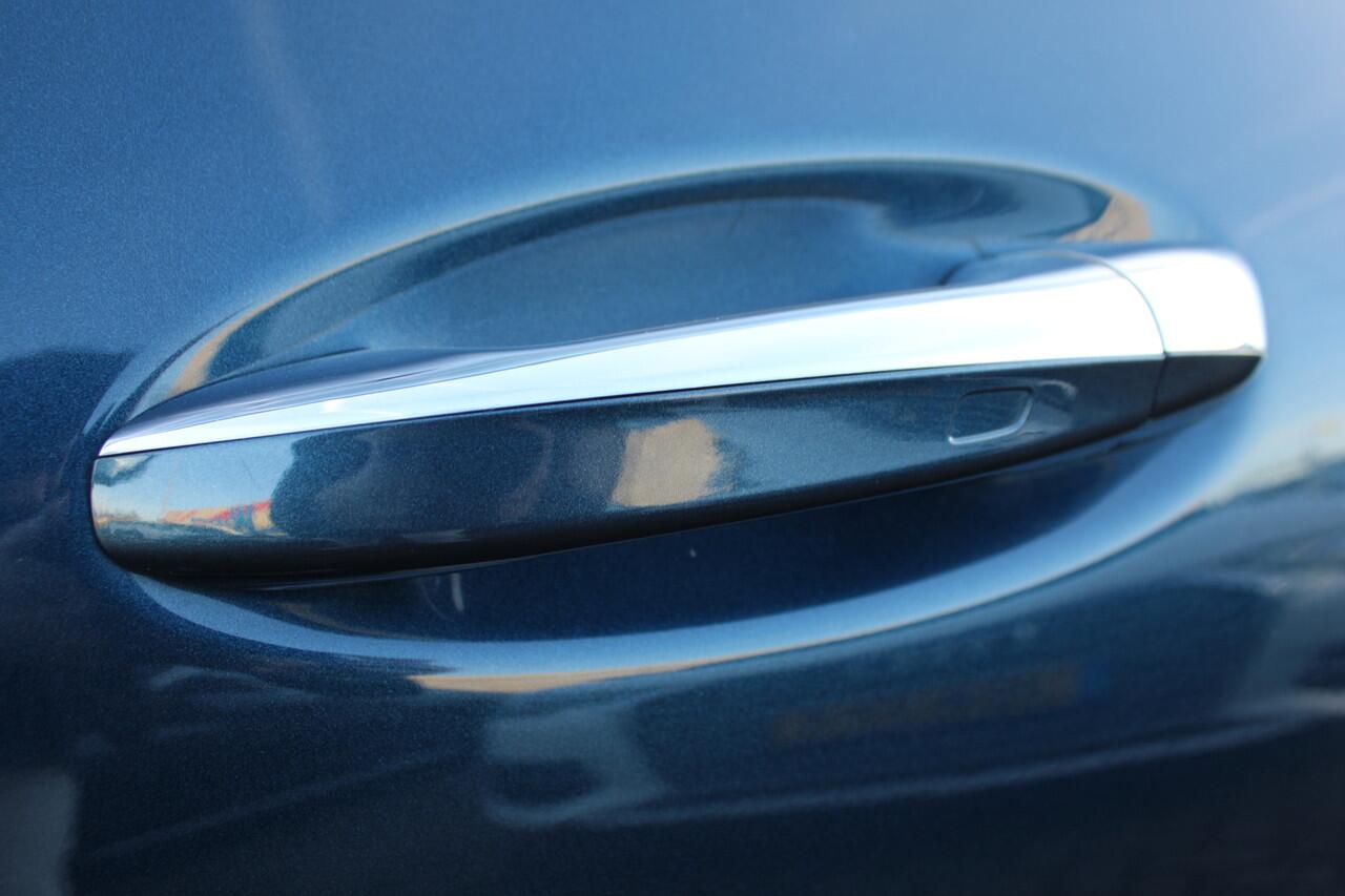 Mercedes-Benz CLA-KLASSE Shooting Brake 250e AUT8 AMG Limited PANORAMADAK SFEER WIDESCREEN CARPLAY KEY-LESS GO