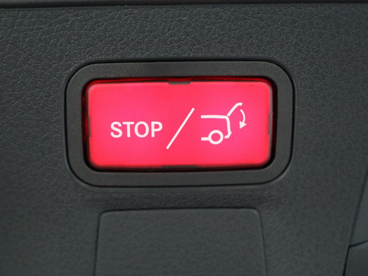 Mercedes-Benz CLA-KLASSE 180 Star Edition LIMITED | Stoelverwarming voor | Achteruitrijcamera | Led-koplampen